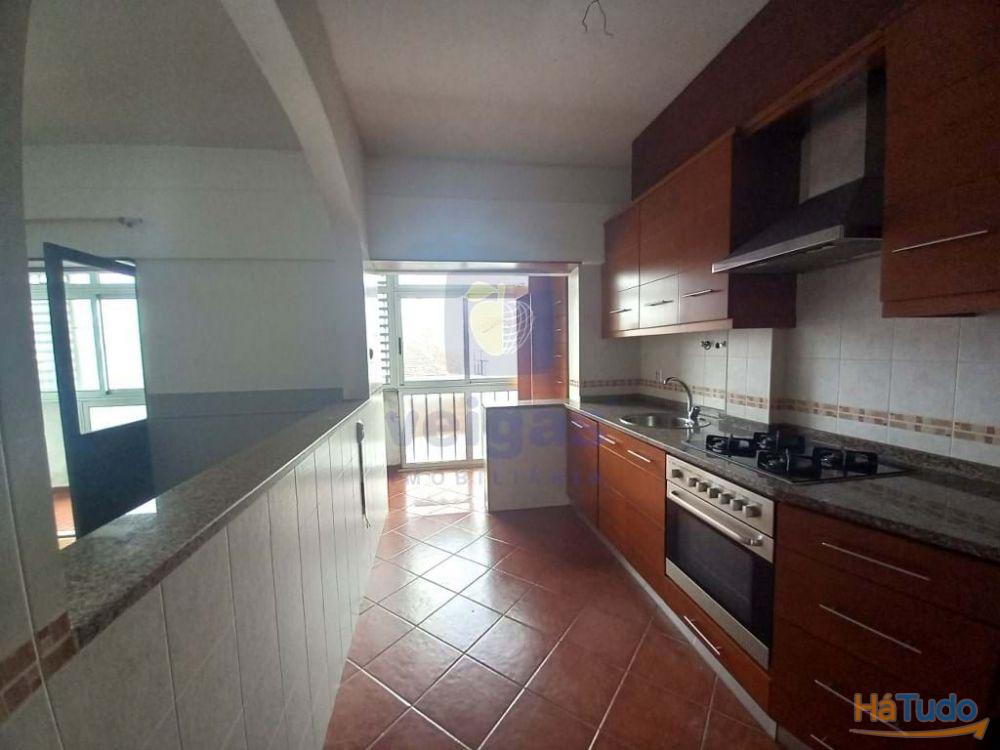 Apartamento de 3 assoalhadas localizado no centro da cidade do Montijo Apartamento de 3 assoalhadas localizado no centro da cidade do Montijo