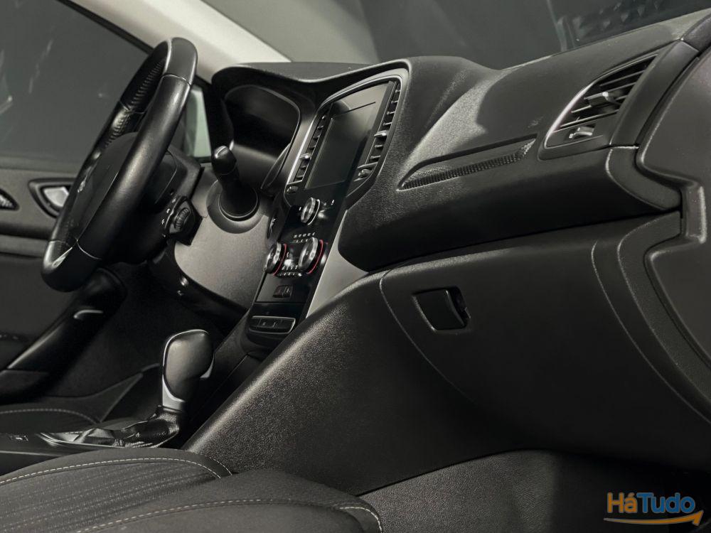 Renault Megane Sport Tourer dCi 110 FAP EDC Dynamique Renault Megane Sport Tourer dCi 110 FAP EDC Dynamique