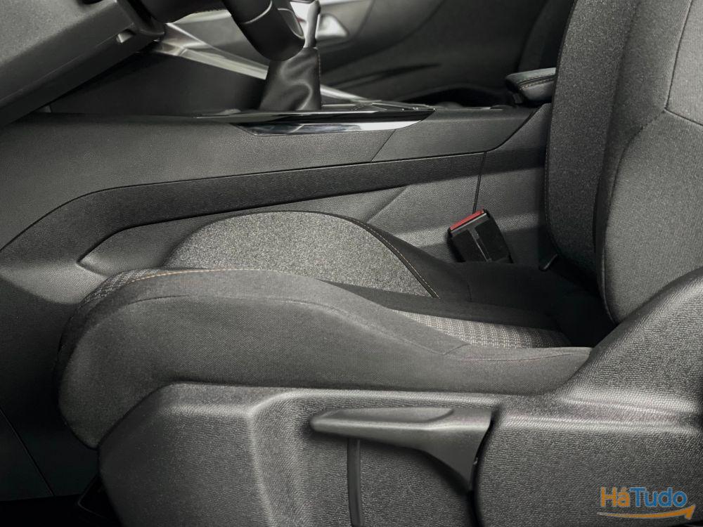 Peugeot 3008 1.5 BlueHDi Active Peugeot 3008 1.5 BlueHDi Active