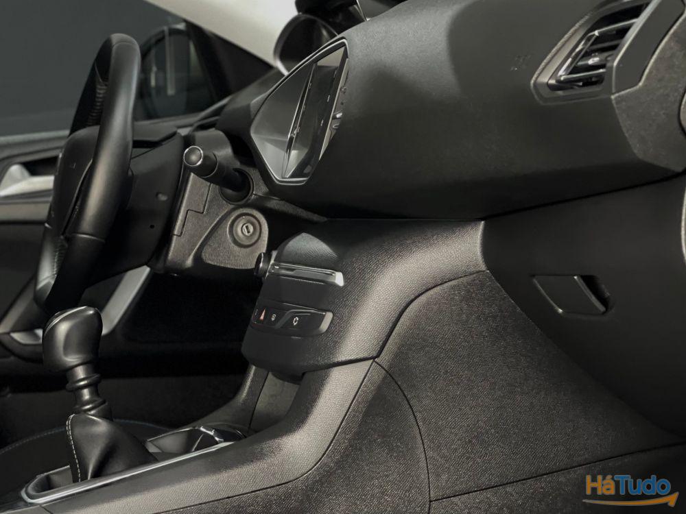 Peugeot 308 1.5 BlueHDi Business Line Peugeot 308 1.5 BlueHDi Business Line