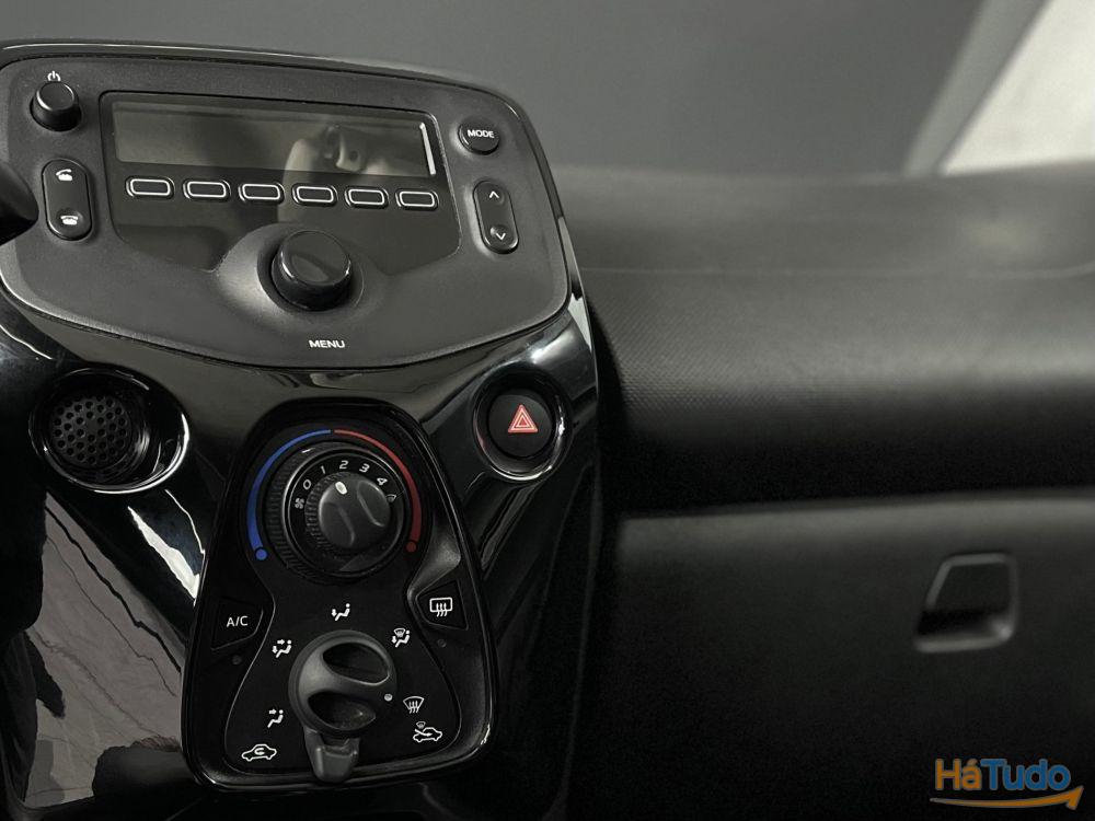 Citroën C1 1.0 VTi Feel Citroën C1 1.0 VTi Feel