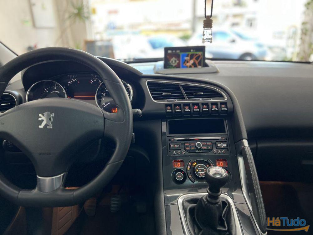 Peugeot 3008 1.6 HDi Allure Peugeot 3008 1.6 HDi Allure