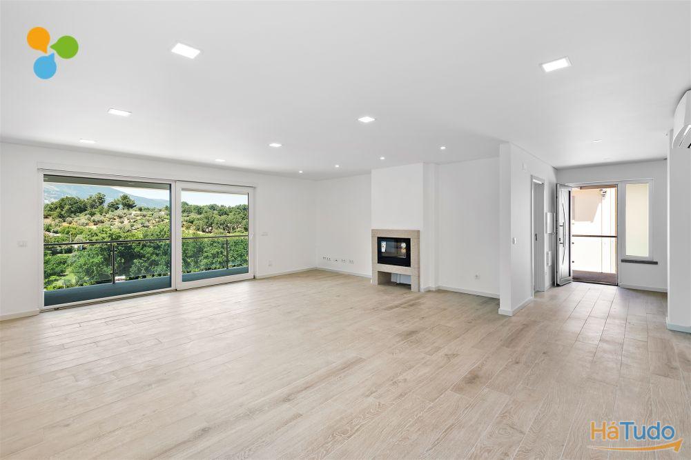 Moradia Isolada T4 ? Boidobra, Covilhã Moradia Isolada T4 ? Boidobra, Covilhã