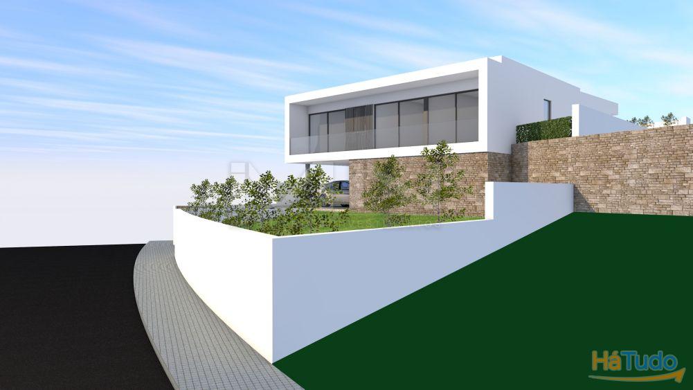 Moradia de 4 frentes - vendida em fase de acabamentos Moradia de 4 frentes - vendida em fase de acabamentos