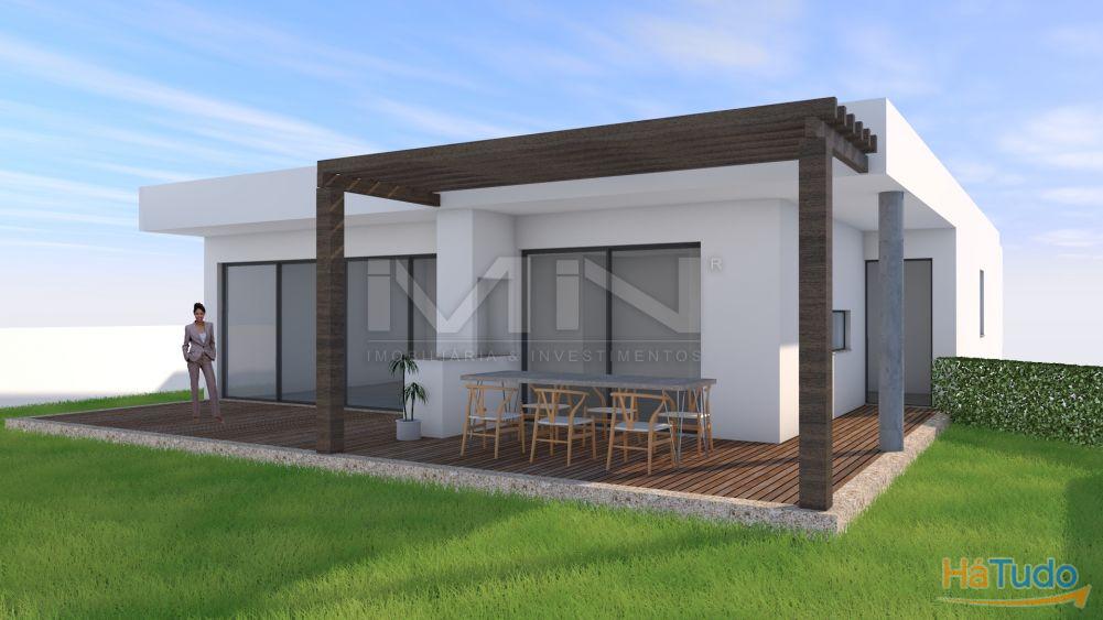 Moradia de 4 frentes - vendida em fase de acabamentos Moradia de 4 frentes - vendida em fase de acabamentos