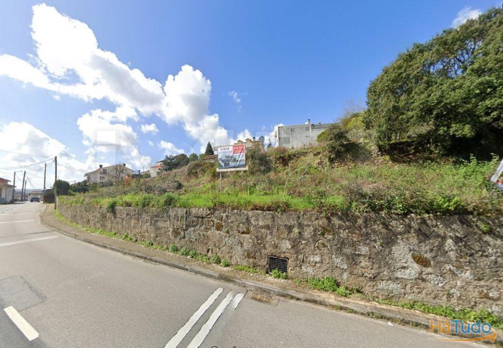 Moradia de 4 frentes - vendida em fase de acabamentos Moradia de 4 frentes - vendida em fase de acabamentos