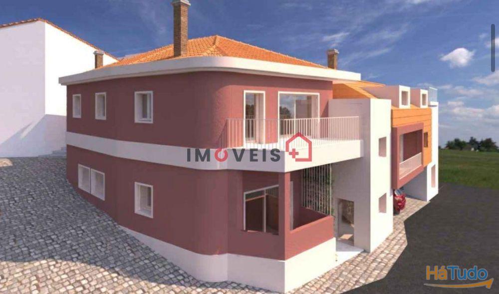 Oportunidade de Investimento: Prdio devoluto com projeto aprovado para 4 fraes