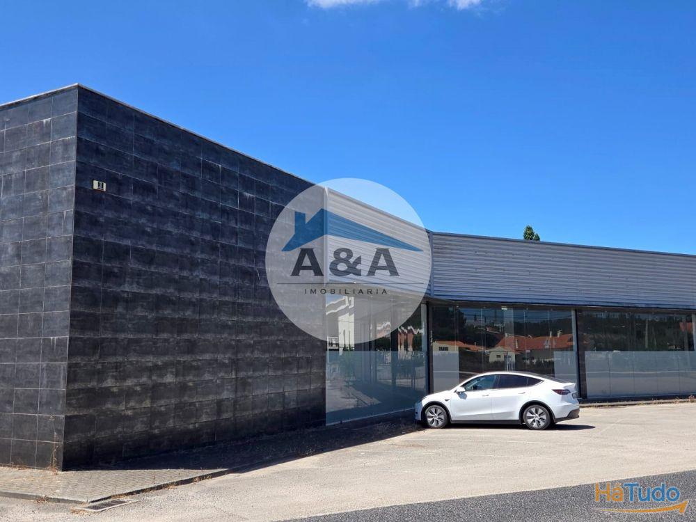 Armazm para comrcio e servios ? 750 m com excelente visibilidade!