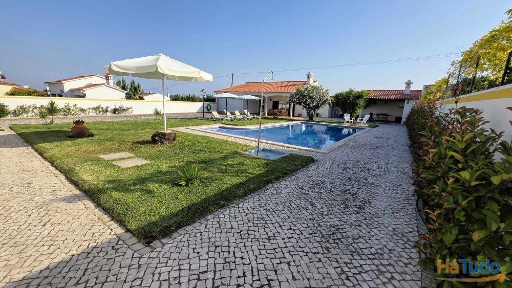 Moradia de Excelência em Tomar - M3123/25 Moradia de Excelência em Tomar - M3123/25