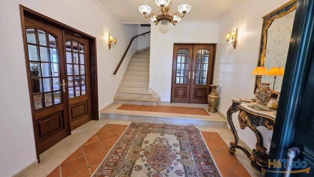 Moradia de Excelência em Tomar - M3123/25 Moradia de Excelência em Tomar - M3123/25