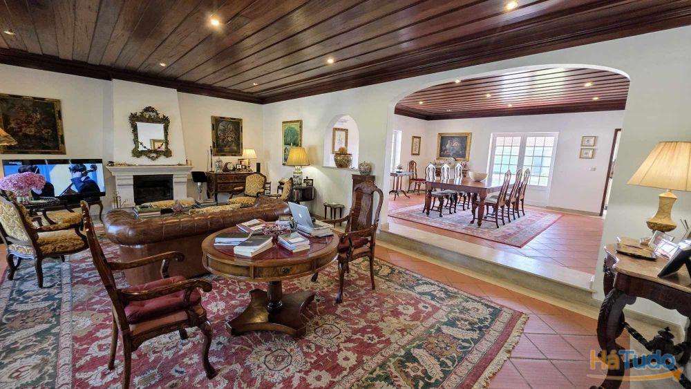 Moradia de Excelência em Tomar - M3123/25 Moradia de Excelência em Tomar - M3123/25