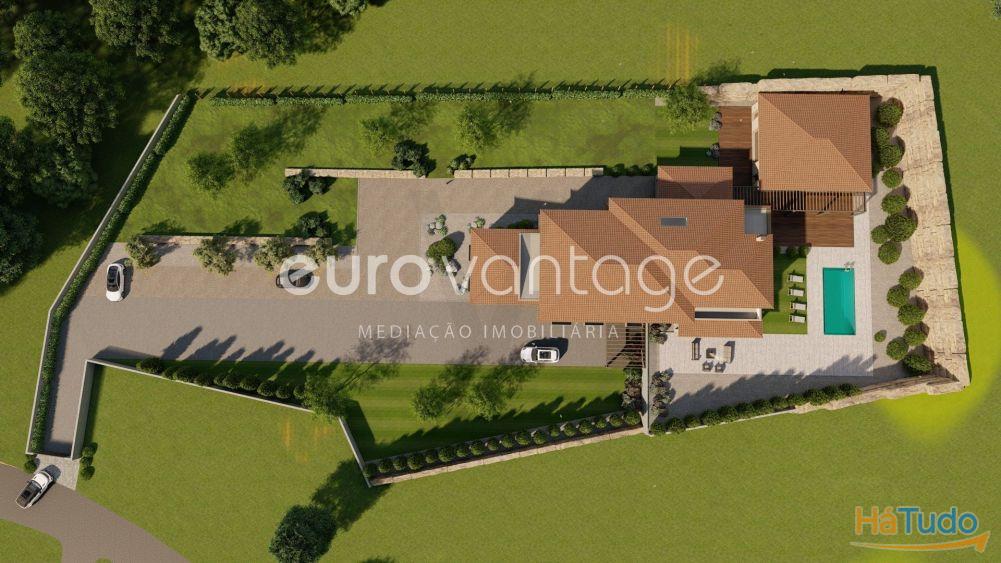 Moradia T7 de Luxo com Piscina, Jardins, Leiria