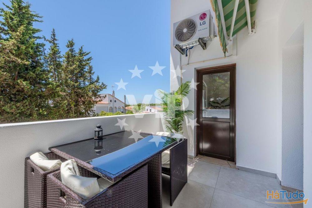VILAMOURA- CENTRO - APARTAMENTO DE DOIS QUARTOS - PISCINA