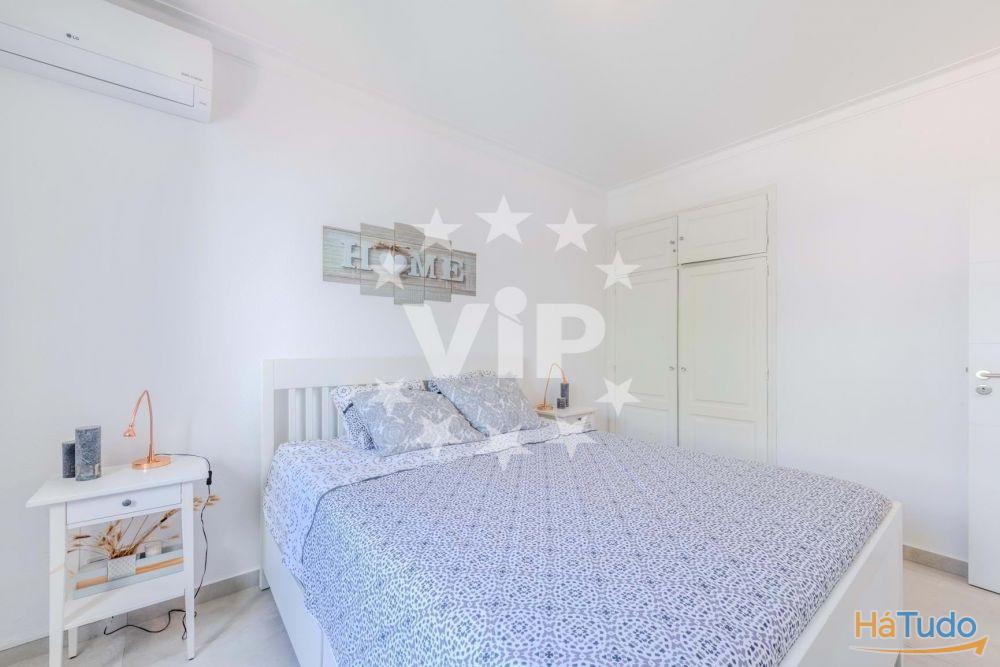 VILAMOURA- CENTRO - APARTAMENTO DE DOIS QUARTOS - PISCINA