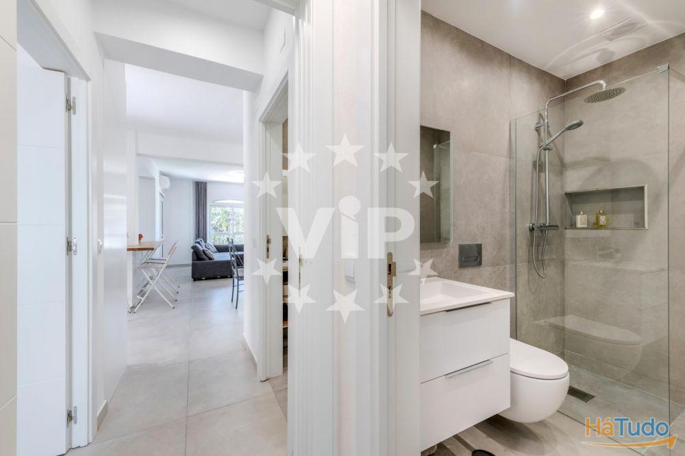 VILAMOURA- CENTRO - APARTAMENTO DE DOIS QUARTOS - PISCINA