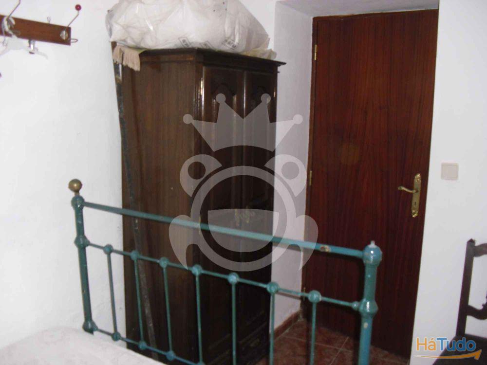 Moradia em Santo Aleixo da Restaurao