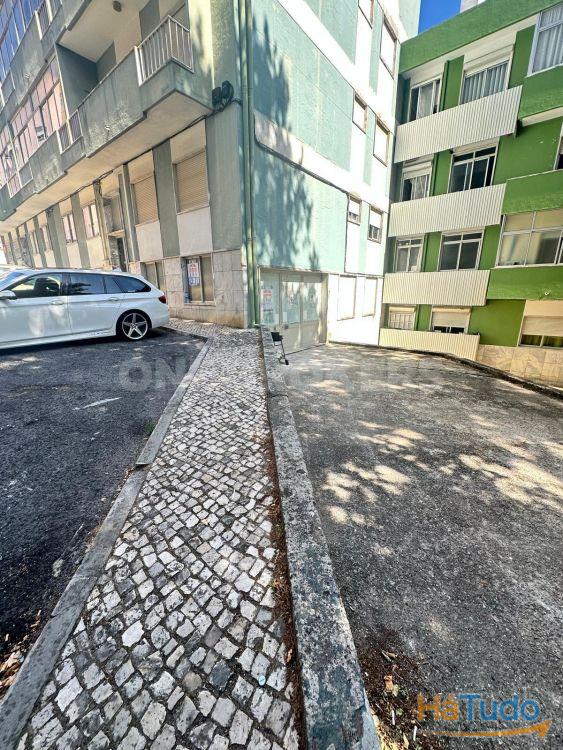 Loja com 210 m2