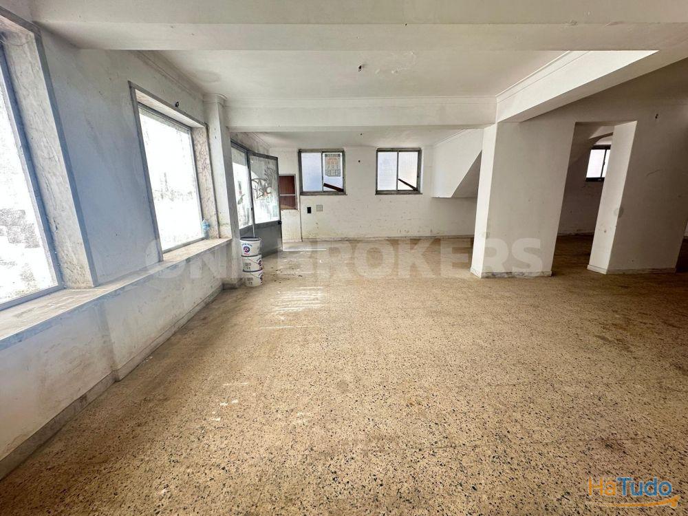 Loja com 210 m2