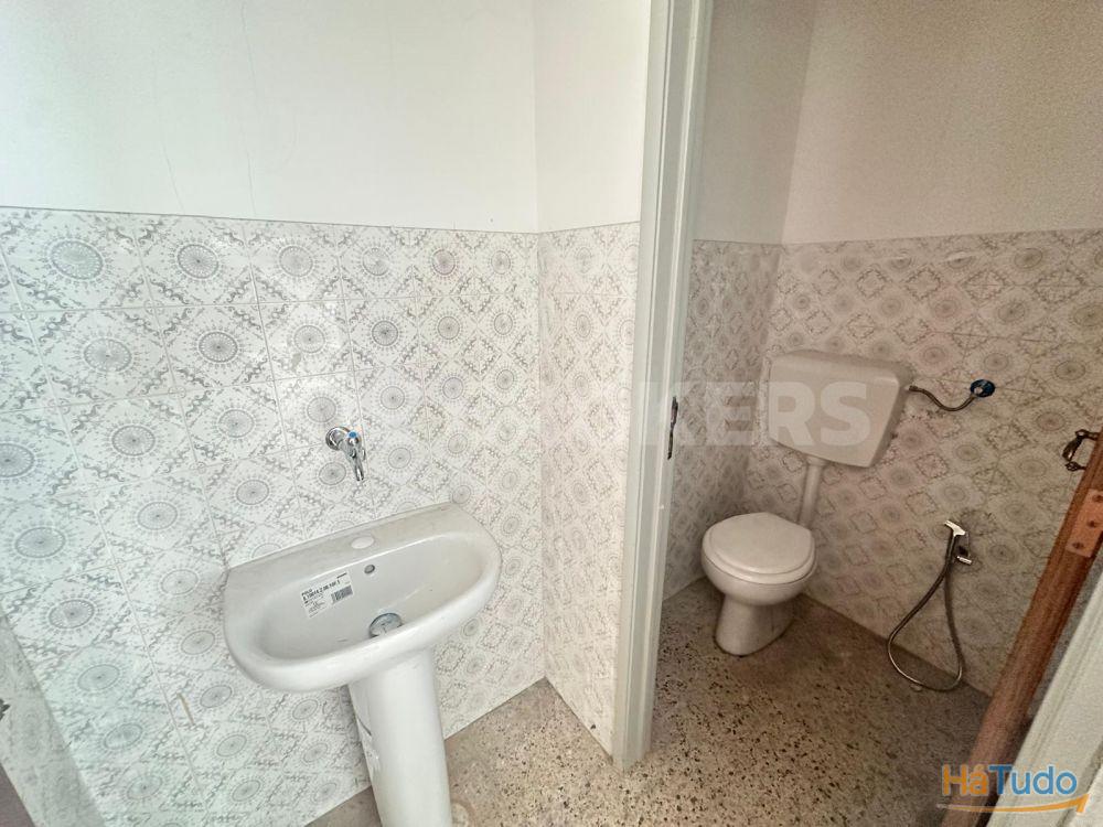 Loja com 210 m2