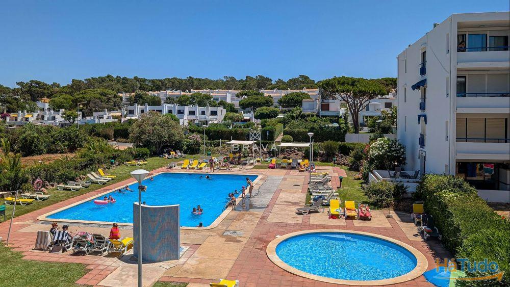 Apartamento T1 com vista piscina e estacionamento no Condomnio P do Lago Vilamoura