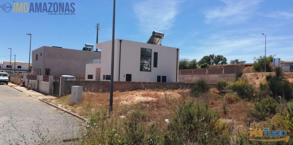 Lote para construo de Edifcio - Apartamentos
