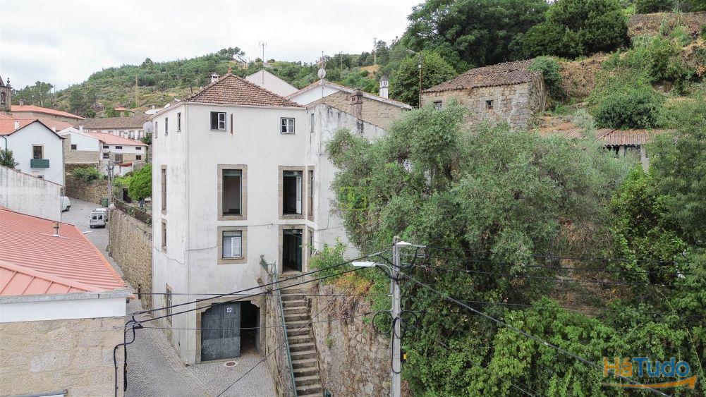 Moradia T5 Venda em Alpedrinha,Fund�o