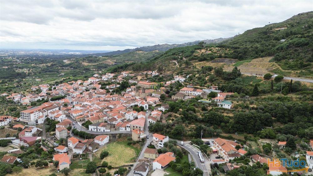 Moradia T5 Venda em Alpedrinha,Fund�o