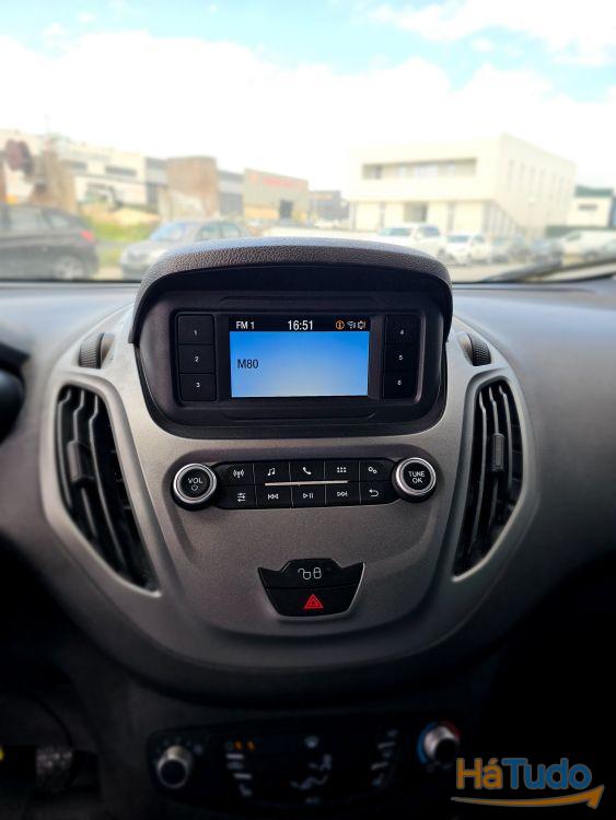 Ford Transit Courier Base