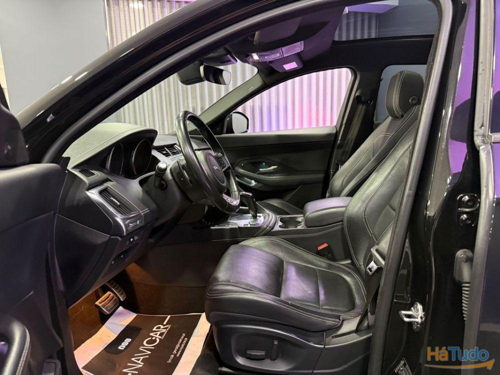 Jaguar E-Pace 2.0 i4D R-Dynamic S AWD Aut.