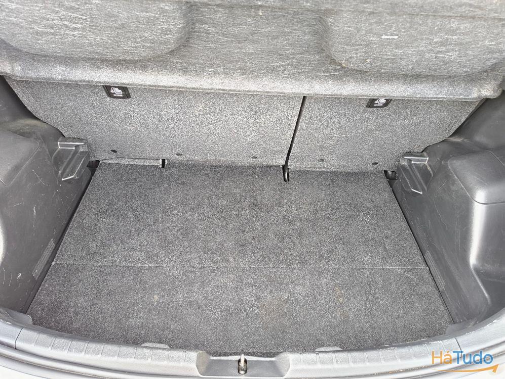 Toyota Yaris 1.4 D-4D Active+AC Toyota Yaris 1.4 D-4D Active+AC