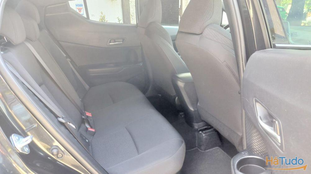 Toyota C-HR 1.8 Hybrid Exclusive Toyota C-HR 1.8 Hybrid Exclusive