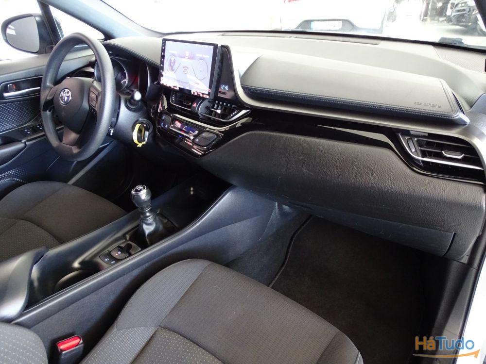 Toyota C-HR 1.2T Comfort Toyota C-HR 1.2T Comfort