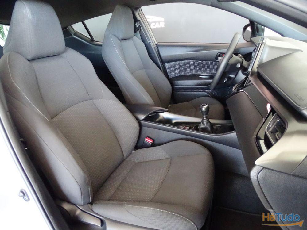 Toyota C-HR 1.2T Comfort Toyota C-HR 1.2T Comfort