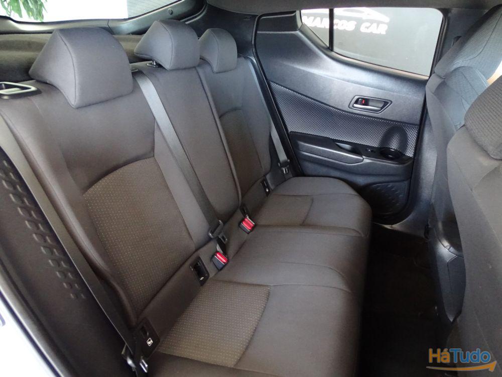 Toyota C-HR 1.2T Comfort Toyota C-HR 1.2T Comfort