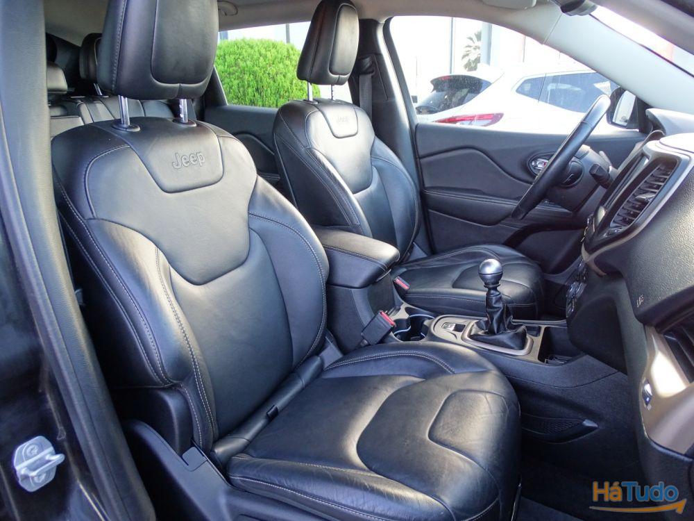 Jeep Cherokee 2.0 CRD Longitude Jeep Cherokee 2.0 CRD Longitude