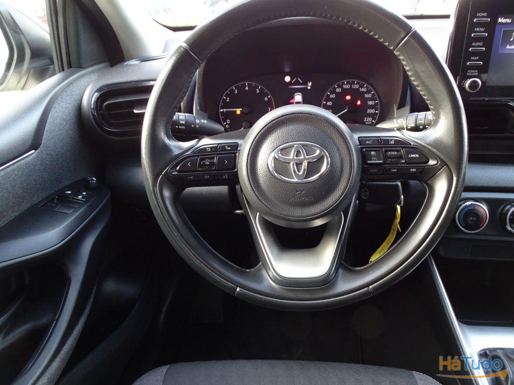 Toyota Yaris 1.0 VVT-i Comfort Plus Toyota Yaris 1.0 VVT-i Comfort Plus