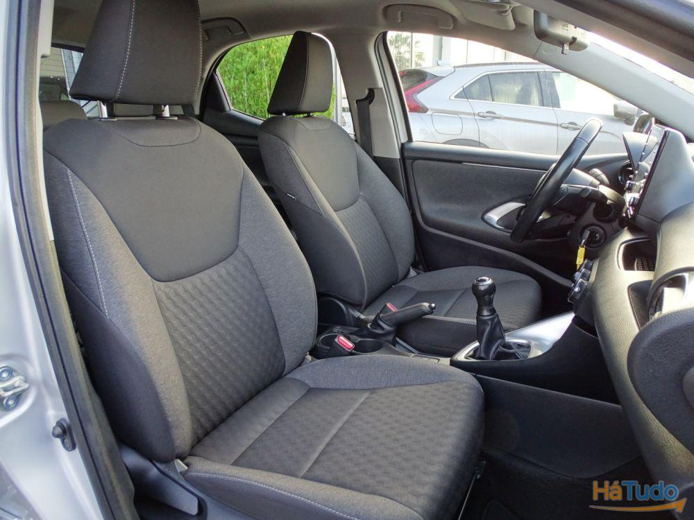 Toyota Yaris 1.0 VVT-i Comfort Plus Toyota Yaris 1.0 VVT-i Comfort Plus