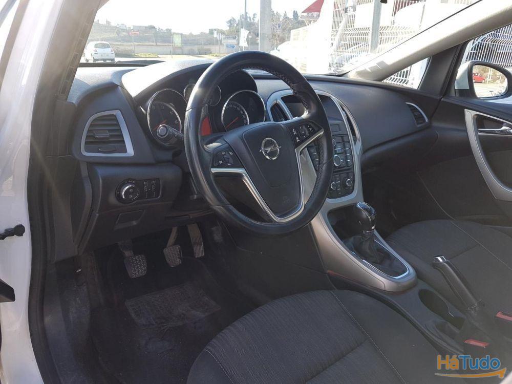 Opel Astra 1.3 CDTi Cosmo Opel Astra 1.3 CDTi Cosmo