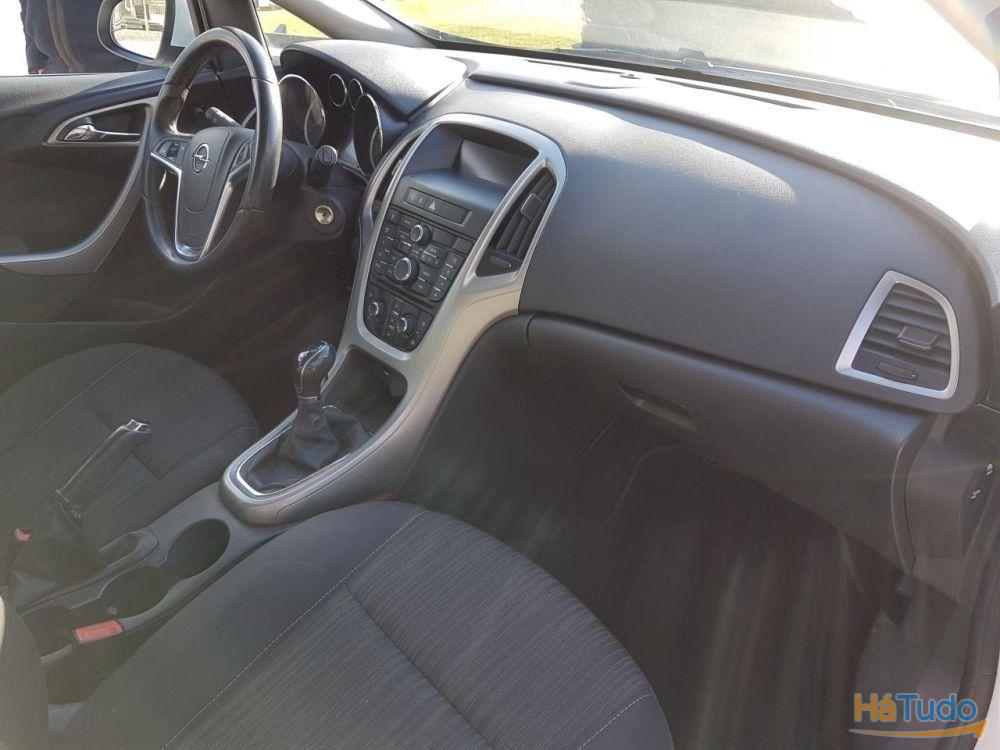 Opel Astra 1.3 CDTi Cosmo Opel Astra 1.3 CDTi Cosmo