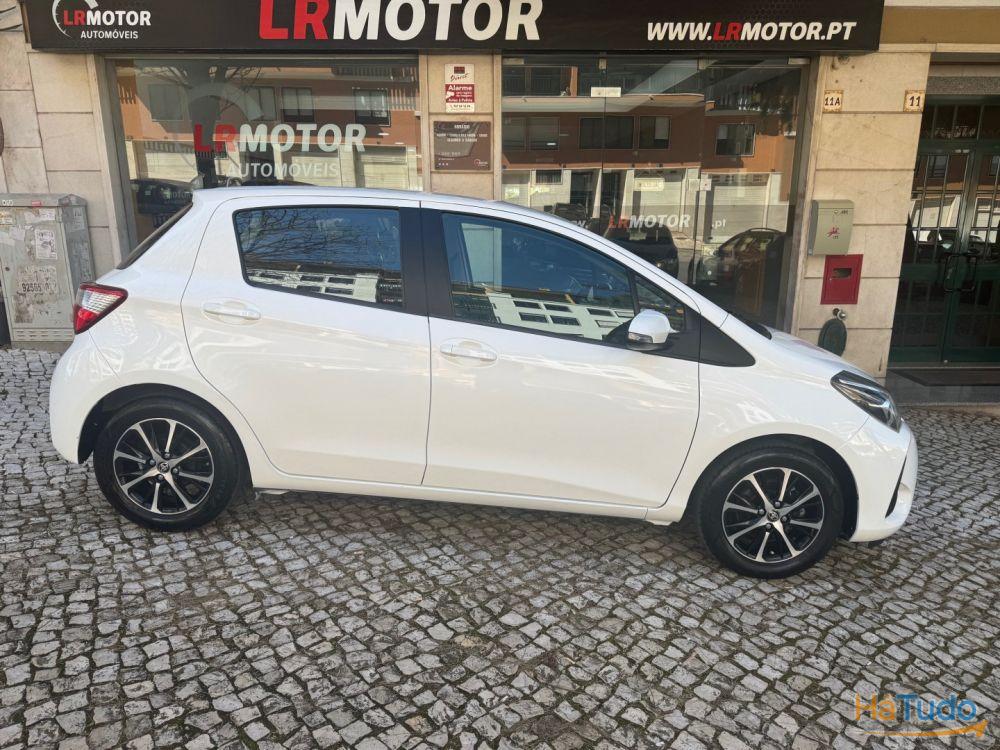Toyota Yaris 1.0 VVT-i Comfort Toyota Yaris 1.0 VVT-i Comfort