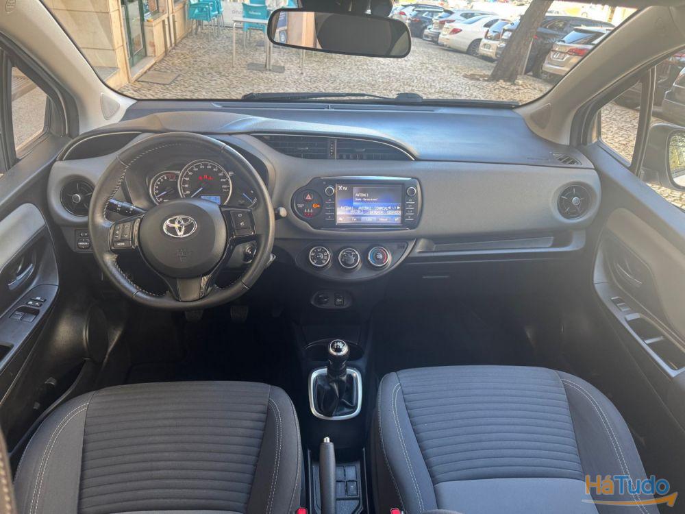Toyota Yaris 1.0 VVT-i Comfort Toyota Yaris 1.0 VVT-i Comfort