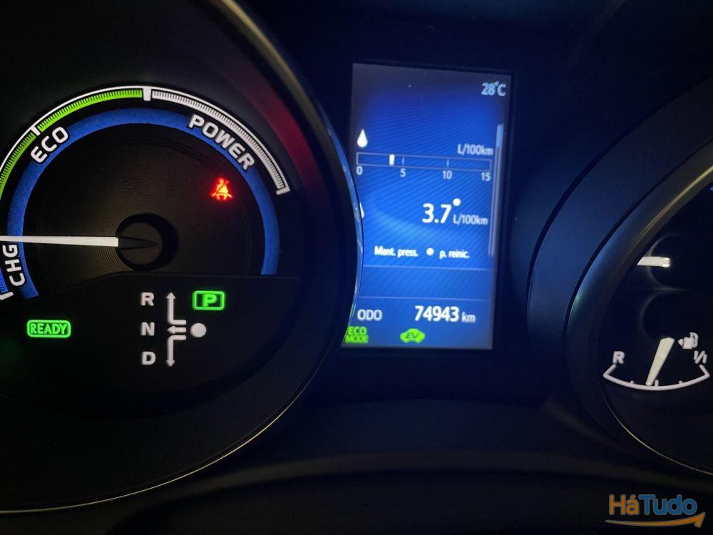 Toyota Auris 1.8 HSD Comfort +P.Techno+P.Sport Toyota Auris 1.8 HSD Comfort +P.Techno+P.Sport