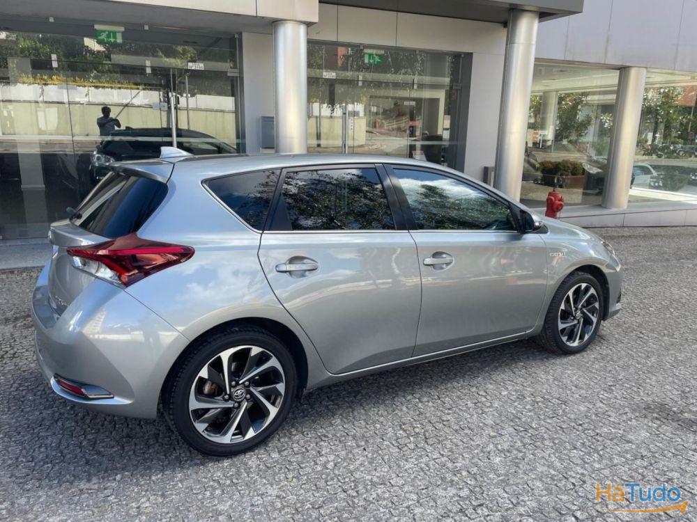 Toyota Auris 1.8 HSD Comfort +P.Techno+P.Sport Toyota Auris 1.8 HSD Comfort +P.Techno+P.Sport