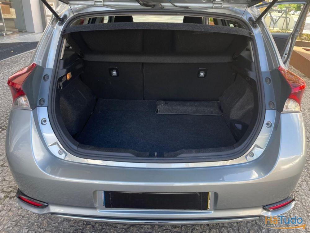 Toyota Auris 1.8 HSD Comfort +P.Techno+P.Sport Toyota Auris 1.8 HSD Comfort +P.Techno+P.Sport