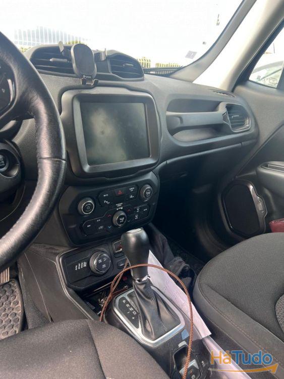 Jeep Renegade 1.3 TG 4Xe Altitude Jeep Renegade 1.3 TG 4Xe Altitude