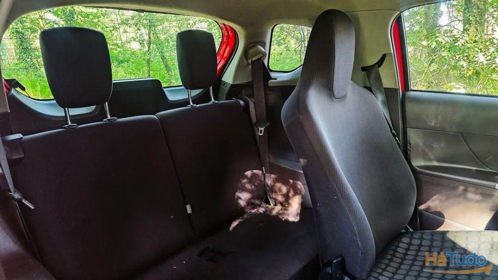 Toyota iQ 1.0 + Toyota iQ 1.0 +