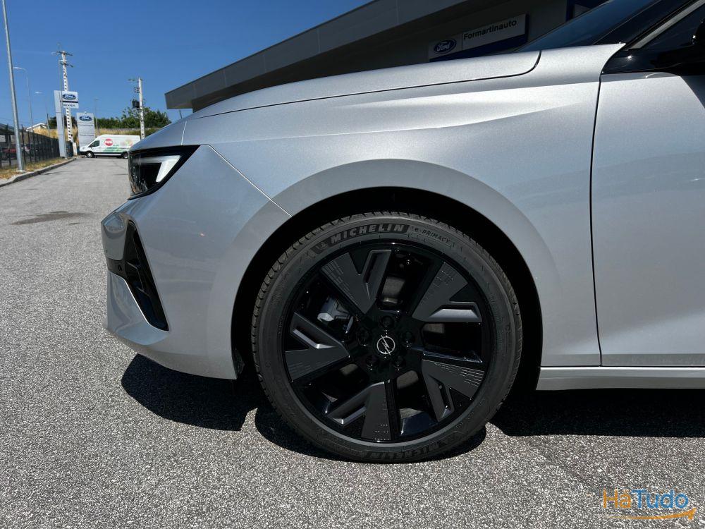 Opel Astra Sports Tourer 54 kWh GS Opel Astra Sports Tourer 54 kWh GS