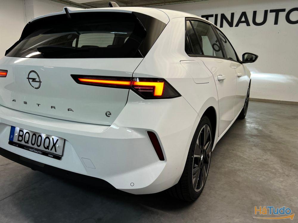 Opel Astra 54 kWh Edition Opel Astra 54 kWh Edition