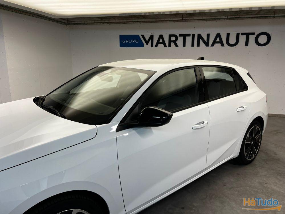 Opel Astra 54 kWh Edition Opel Astra 54 kWh Edition