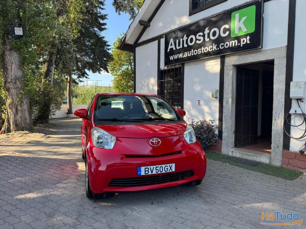 Toyota iQ 1.0 Toyota iQ 1.0